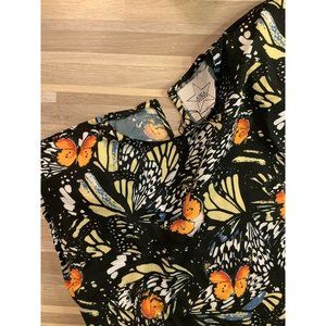 NWT Area Stars Butterfly Pattern Sleeveless Women's Shirt, Size Medium